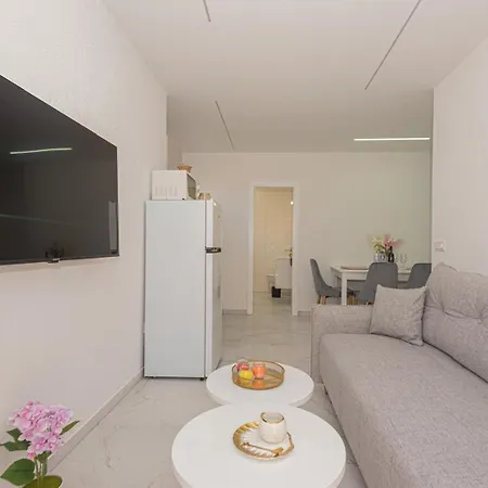 Tina&tea Apartment *